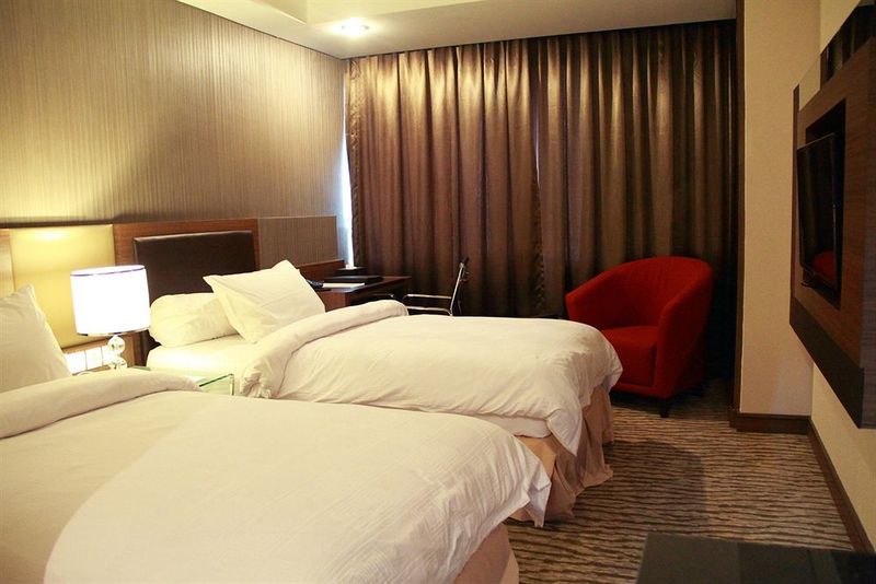 Novotel Hotel 4*