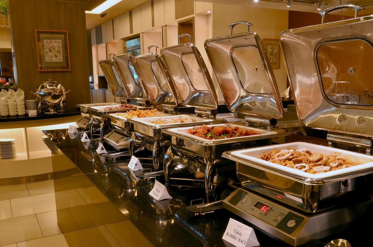 Novotel Hotel 4*