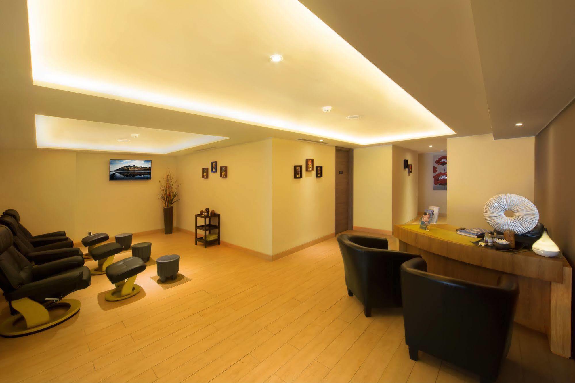 Novotel 4*